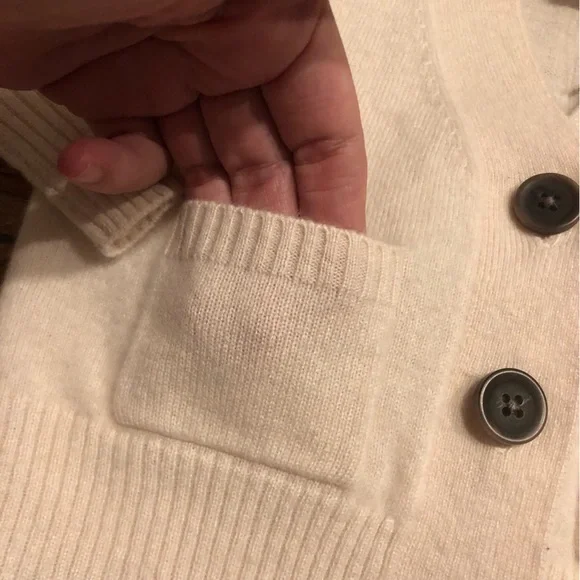 NWOT Banana Republic Baby Cashmere Cardigan - Picture 5 of 9